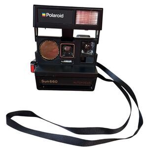 Vintage Polaroid Sun 660 Instant Camera Black